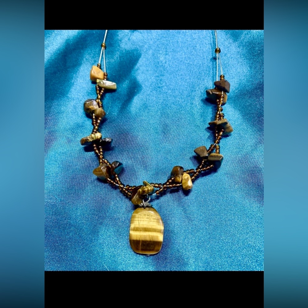 Vintage Natural Stone Beaded Necklace Silver Tone 16”
